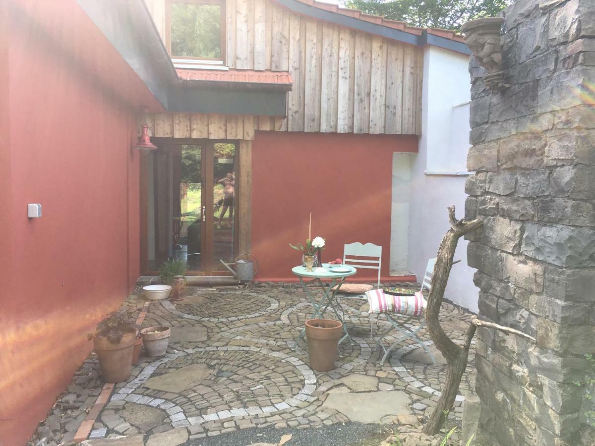 Kleine Villa im wilden Garten Gummersbach Exterior foto